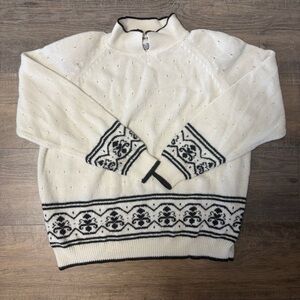 Alfred Dunner Cream and Black Turtleneck Sweater